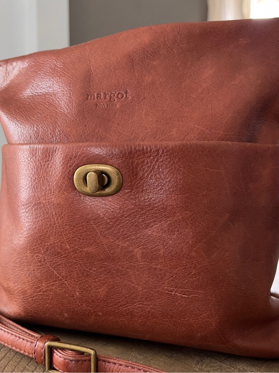 margot Handbags - margot New York Leather Saddle Bag - Cognac Brown